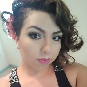 Meet your Posher, Mayra